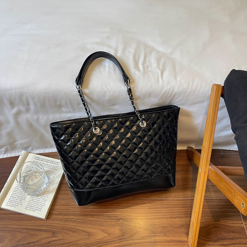 Glänzende gestepptes Tote-Handtasche