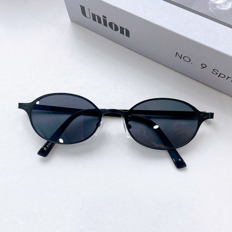 Modische Runde Sonnenbrille mit Elegantem Goldenen Rahmen Karnz