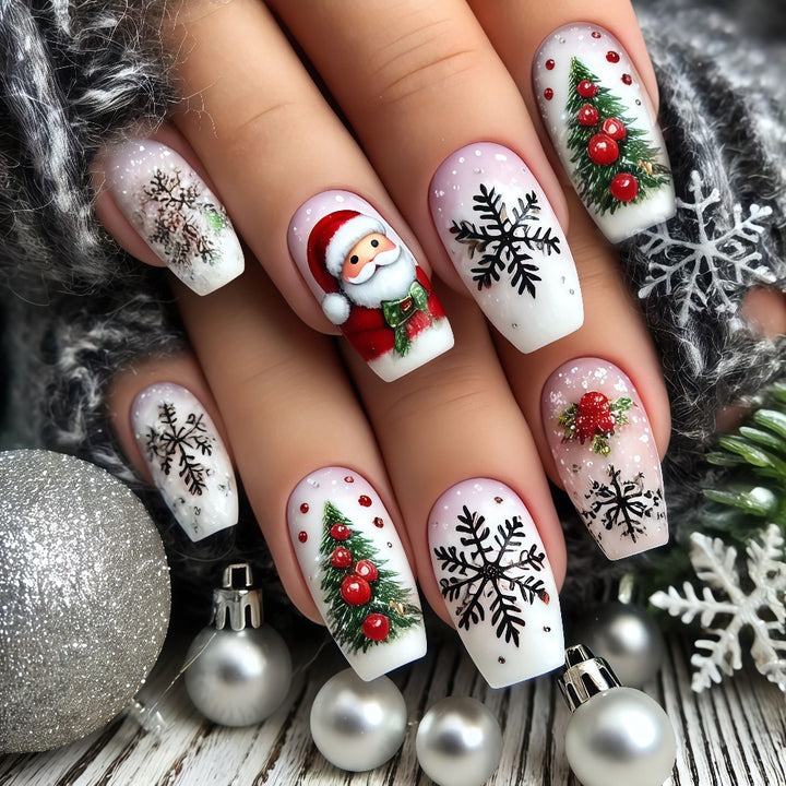 Festliche Kunstnägel mit Weihnachtsmotiven Karnz