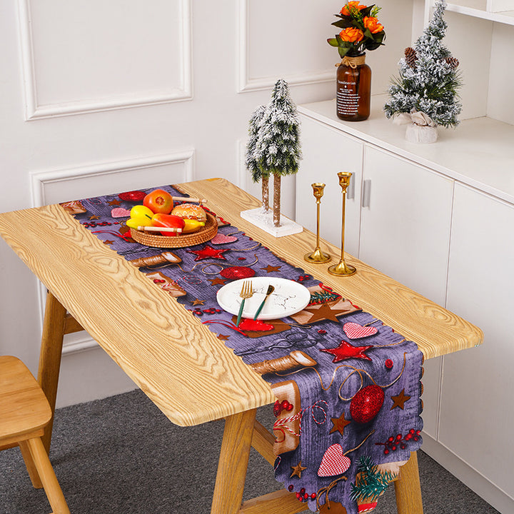 Festlicher Tischläufer mit Weihnachtsmotiven Karnz