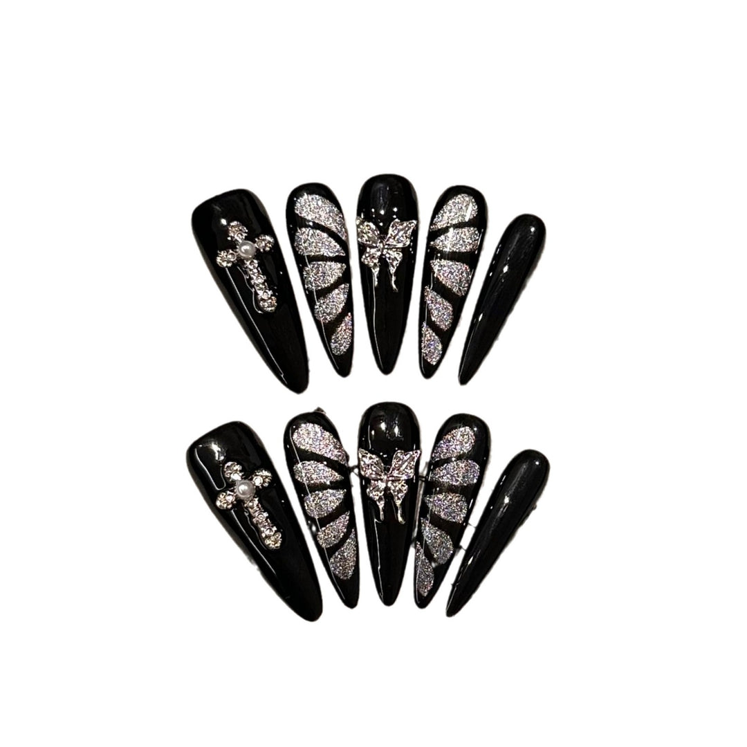 Künstlerisches von der Gothic inspiriertes Press-On-Nagelset