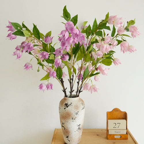 Dekorative Kunstblumen Karnz