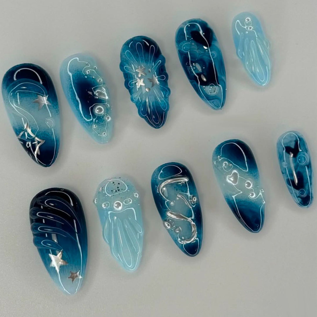 Thematic Artisan Press-On Nail Set Karnz