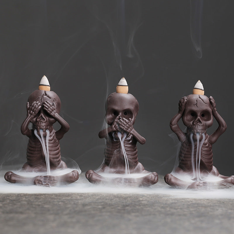 Künstlerische Skelettfigur Räuchergefäß