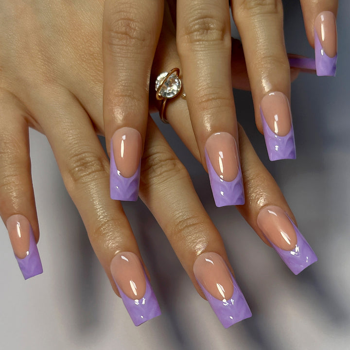 Künstliche Nagelverlängerungen mit elegantem Farbverlauf Karnz