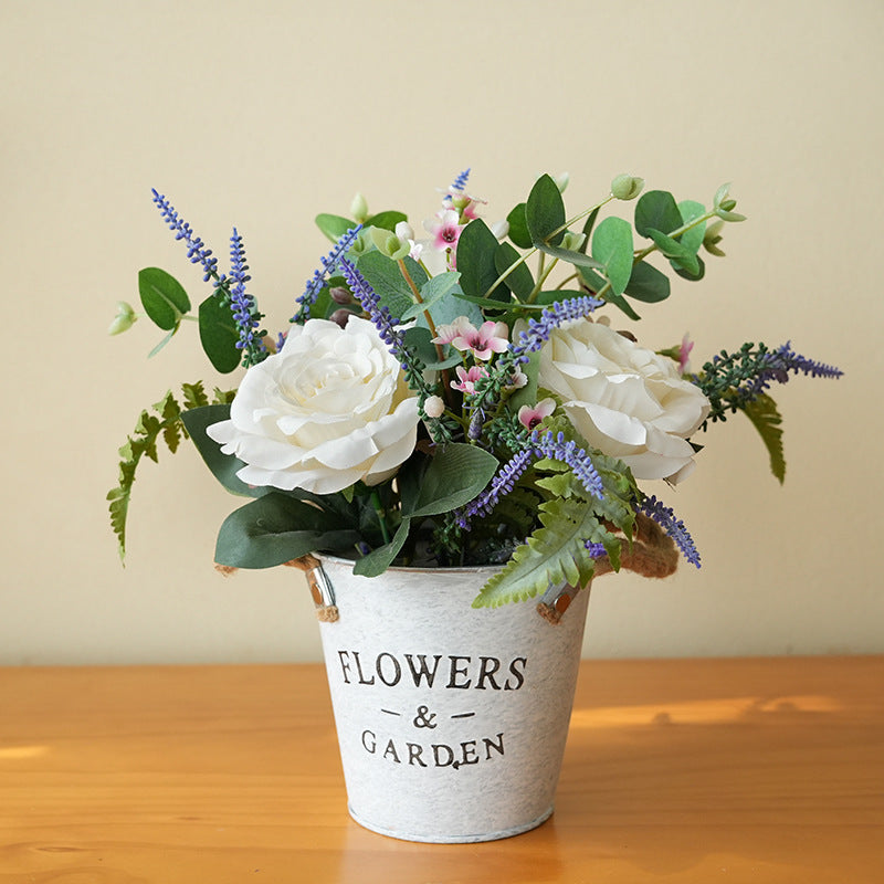 Dekorativer Kunstblumenstrauß Karnz
