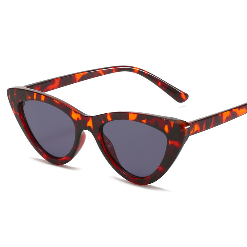Damen Cat-Eye Sonnenbrille mit futuristischem Design und robustem Rahmen Karnz