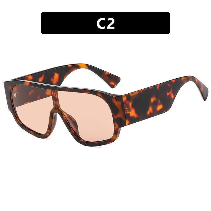 Damen Modische Oversized-Sonnenbrille mit einzigartigem Design Karnz