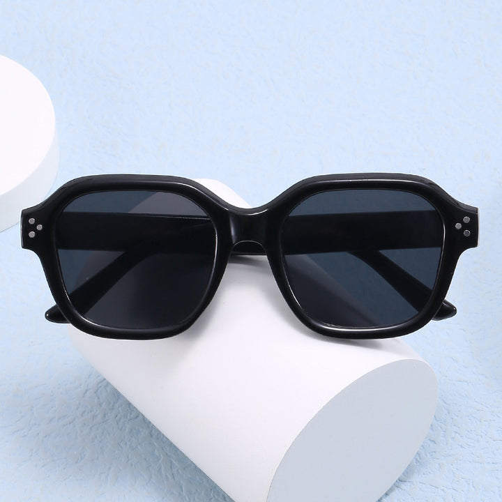 Damen quadratische Sonnenbrille im eleganten Design Karnz