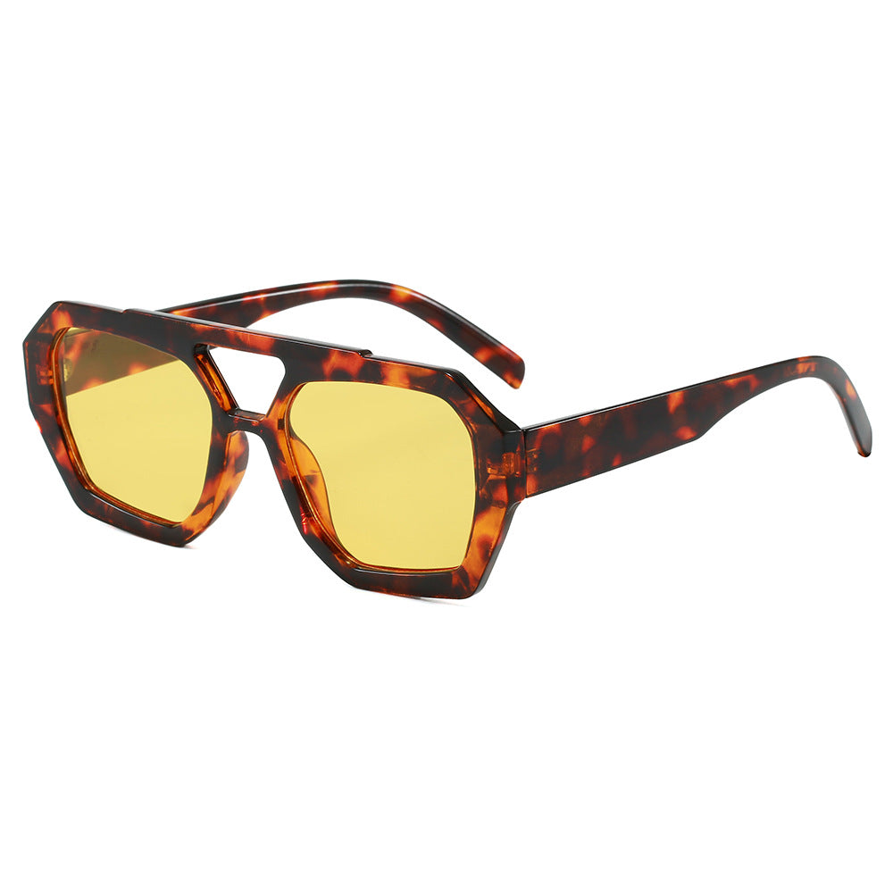 Damen geometrische Sonnenbrille im extravaganten Design Karnz