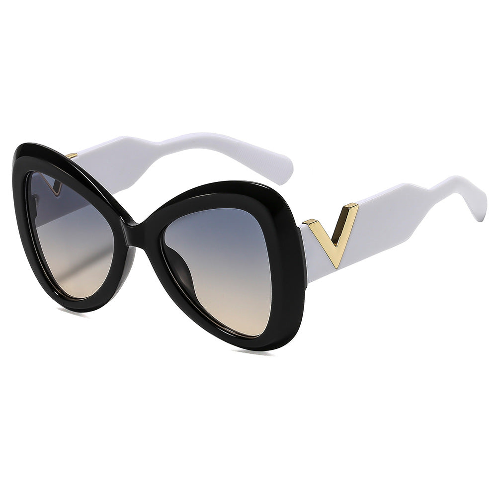 Damen Cat-Eye Sonnenbrille mit luxuriösen Metallakzenten Karnz
