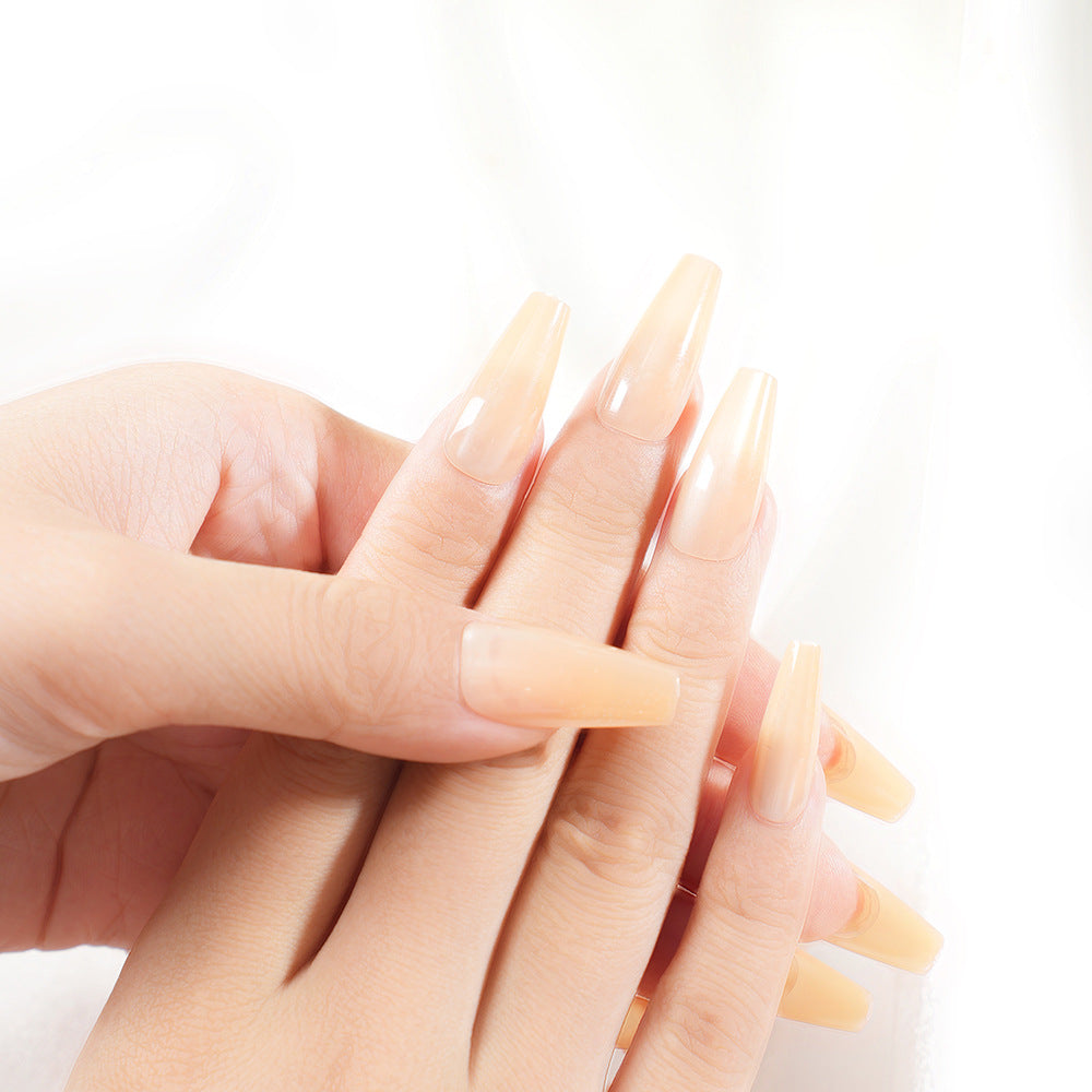 Elegantes Skulptiertes Nail Set Karnz