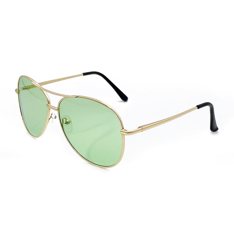 Sonnenbrille Im Modernen Pilotenstil Karnz