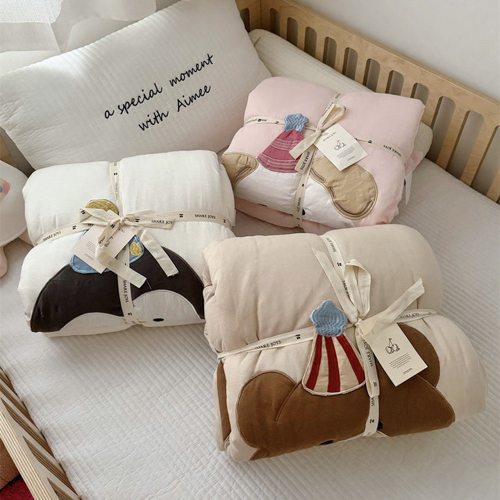 Kinderbettwäsche-Set mit gesticktem Bärenapplikation und Kuscheloptik