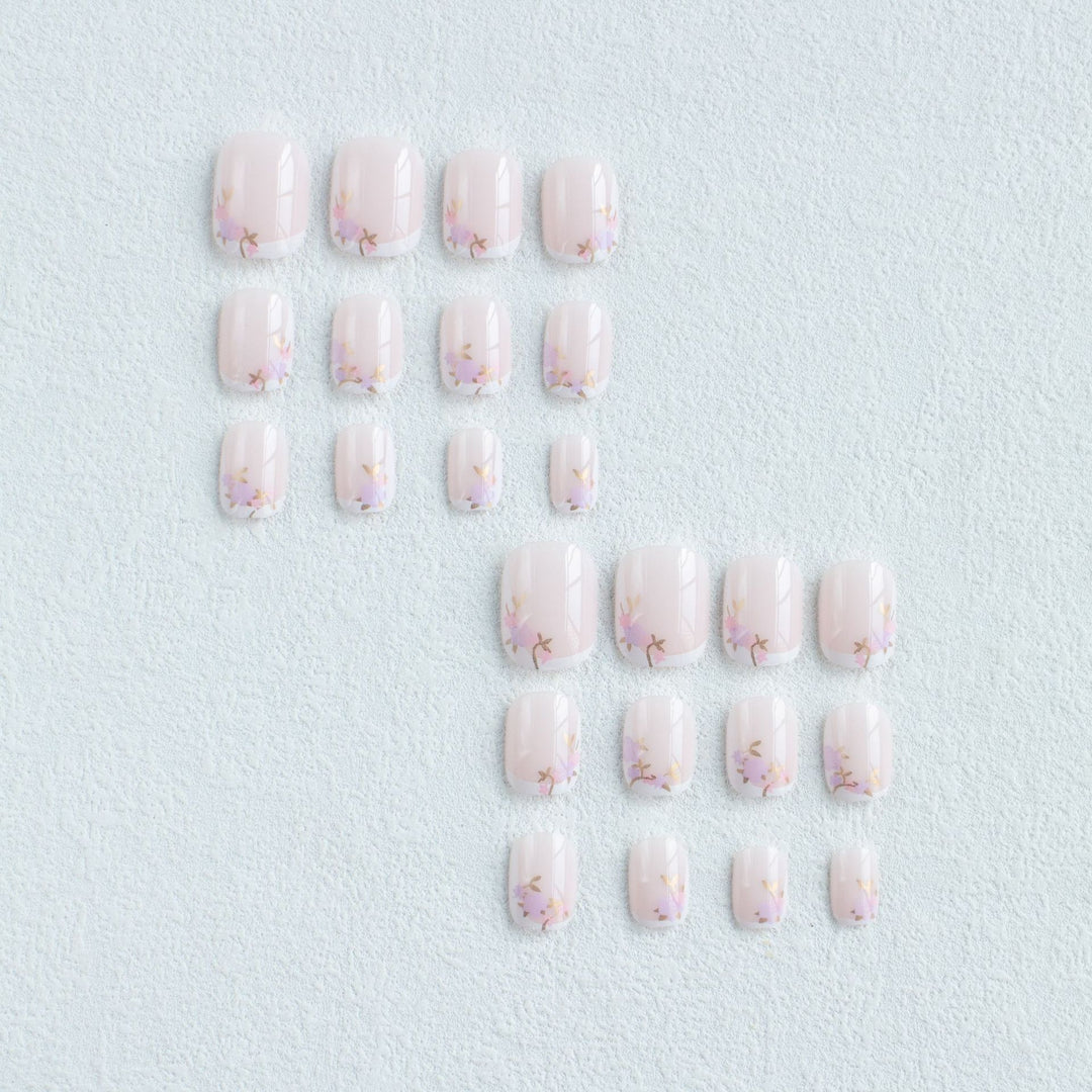 Blumeninspiriertes Nagelkunst-Set