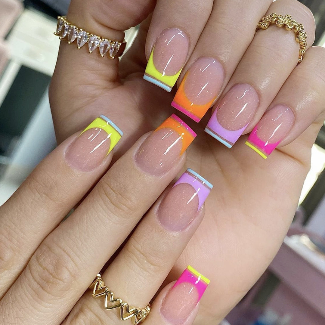 Künstlerische Gradient-Nagelverlängerungen Karnz