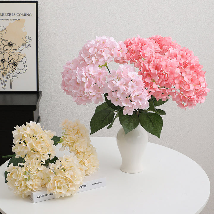 Dekorative Kunstblumenarrangement Karnz
