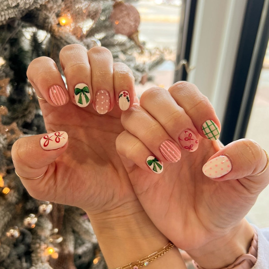 Festliche Nagelkunst Karnz