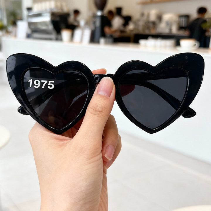 Stylische Herzrahmen-Sonnenbrille Karnz