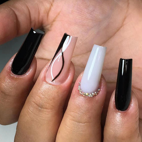 Elegante Stiletto-Nagelkunstverlängerungen Karnz