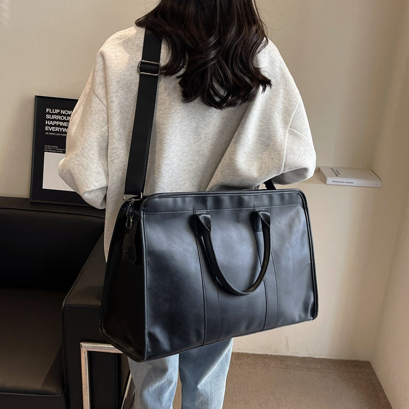 Schlanker eleganter Leder-Reiserucksack Karnz