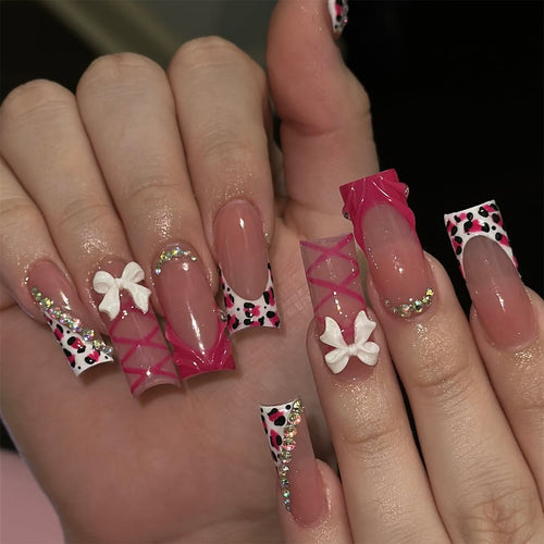 Künstlerisches Press-On Nagelkunst Set
