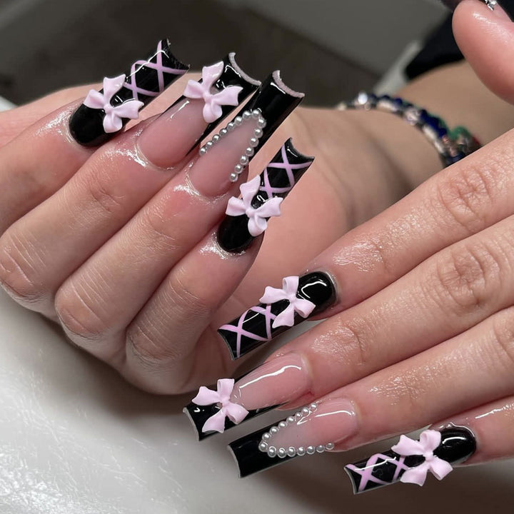 Elegantes Nagelkunstdesign Karnz