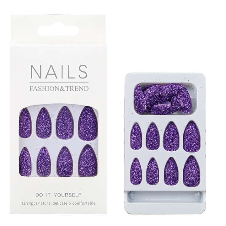 Glitzernde mandelförmige Press-On Nagelspitzen Karnz