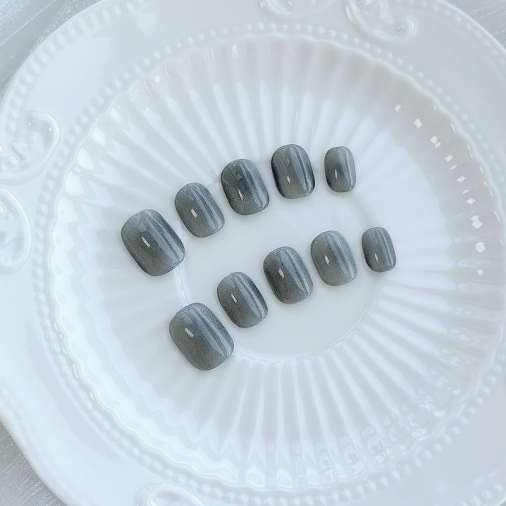 Herz dekoriertes Press-On Nagelset