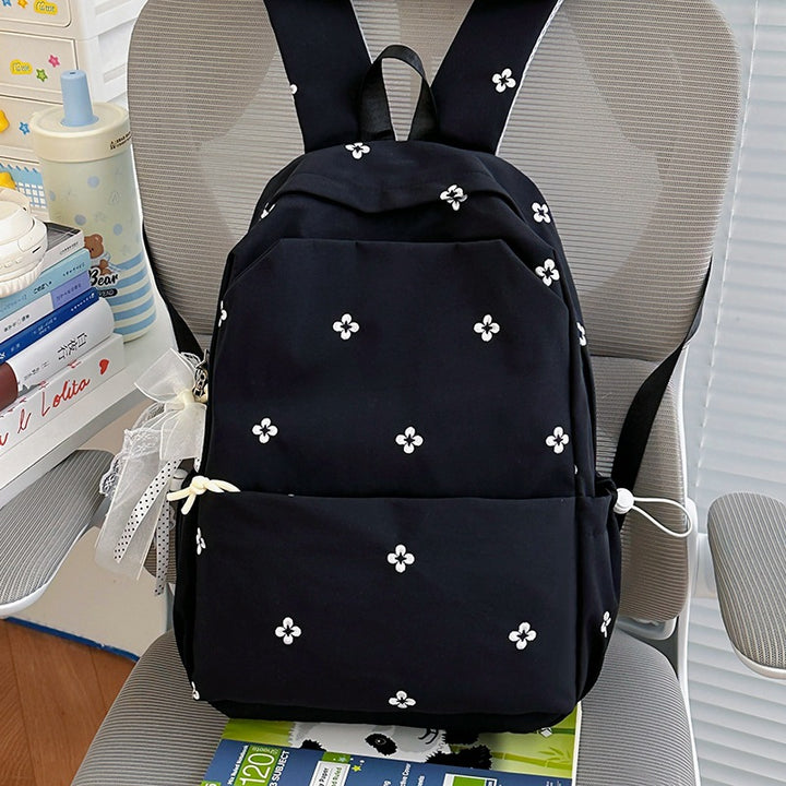 Blumenbestickter Freizeit-Rucksack Karnz