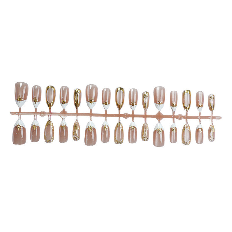 Elegantes Druck-Nagel-Set mit Goldakzenten