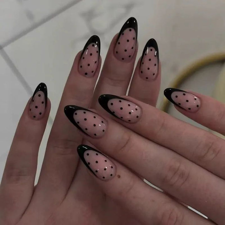 Dekorative Stiletto Nagelkunst Design Karnz