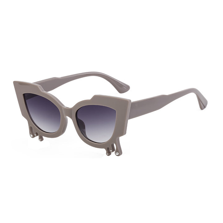 Damen Exklusive Katzenaugen-Sonnenbrille mit kunstvollen Details Karnz