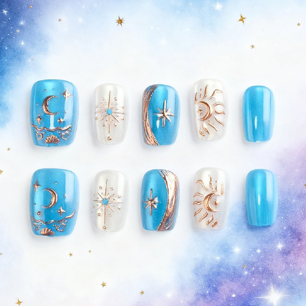 Himmels-themed Press-On Nagelkunst Karnz