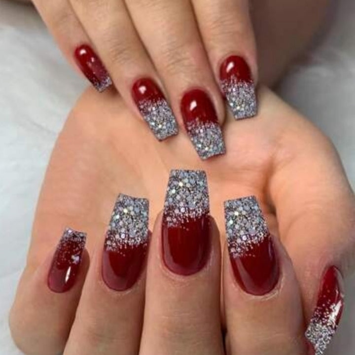 Eleganter Glitzernder Press-On Nail Set Karnz