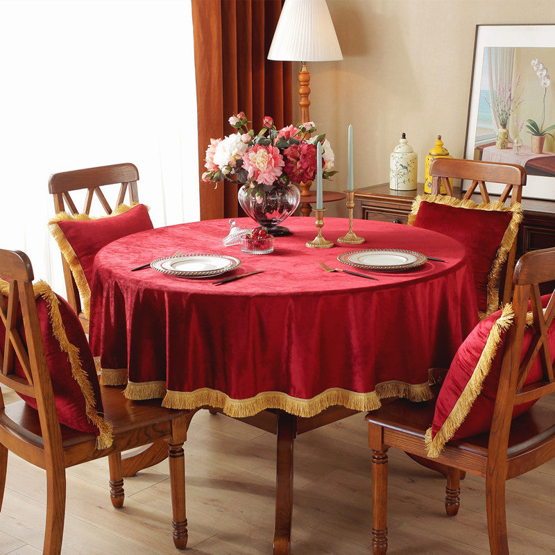 Samtischdecke mit elegantem Fransen