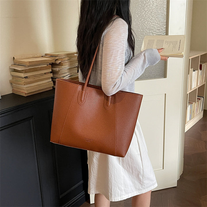 Moderner Minimalistischer Leder Tote