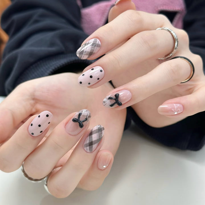 Gemusterter Press-On Nagel Kunst Set