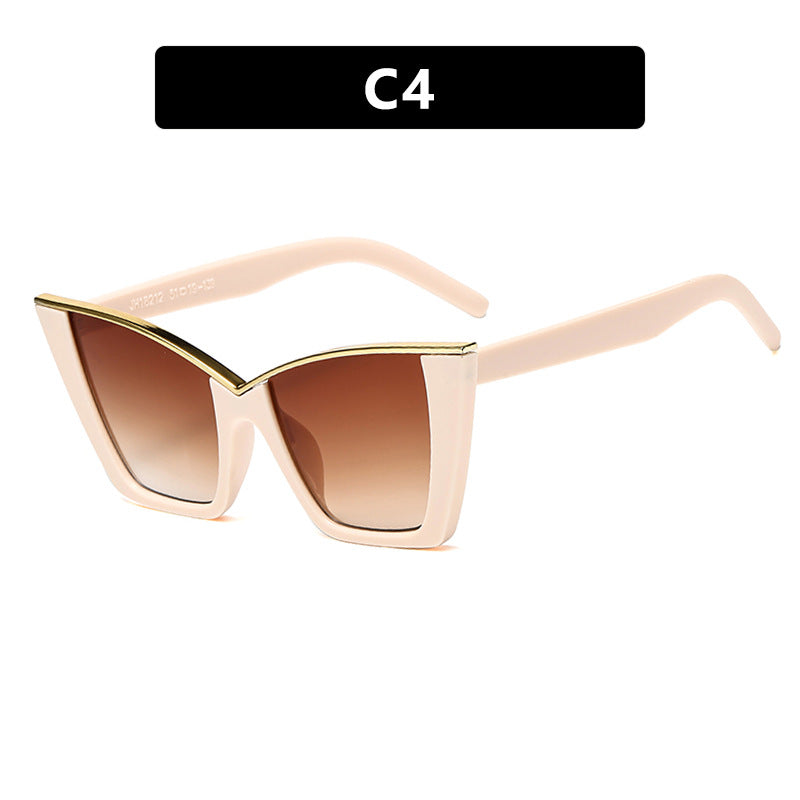 Damen extravagante Sonnenbrille mit einzigartigem Design und goldenen Akzenten Karnz