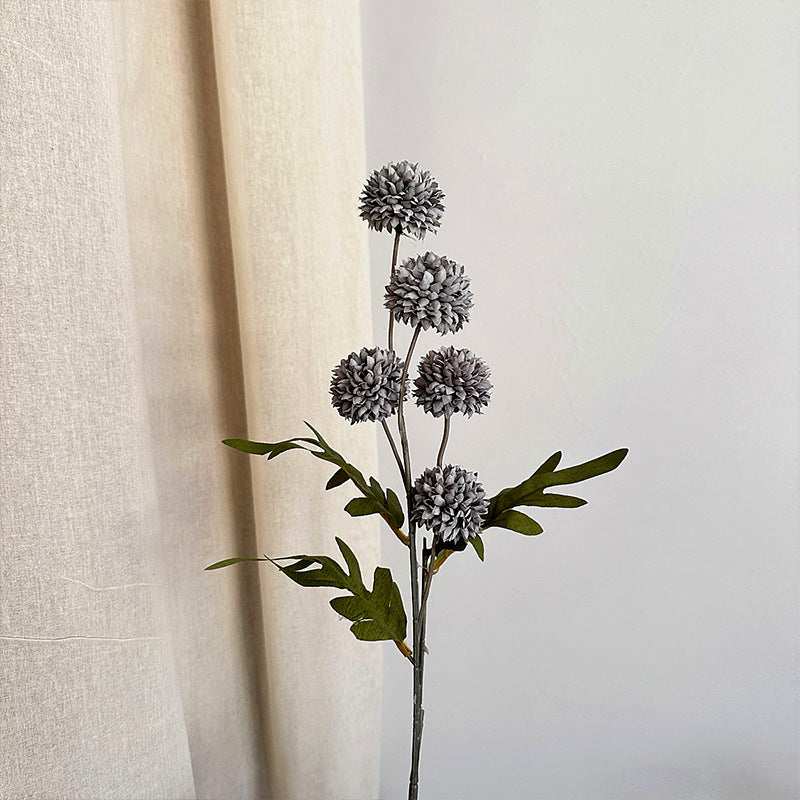 Dekorativer Künstlicher Blumenstrauß mit Detailreichem Designs Karnz