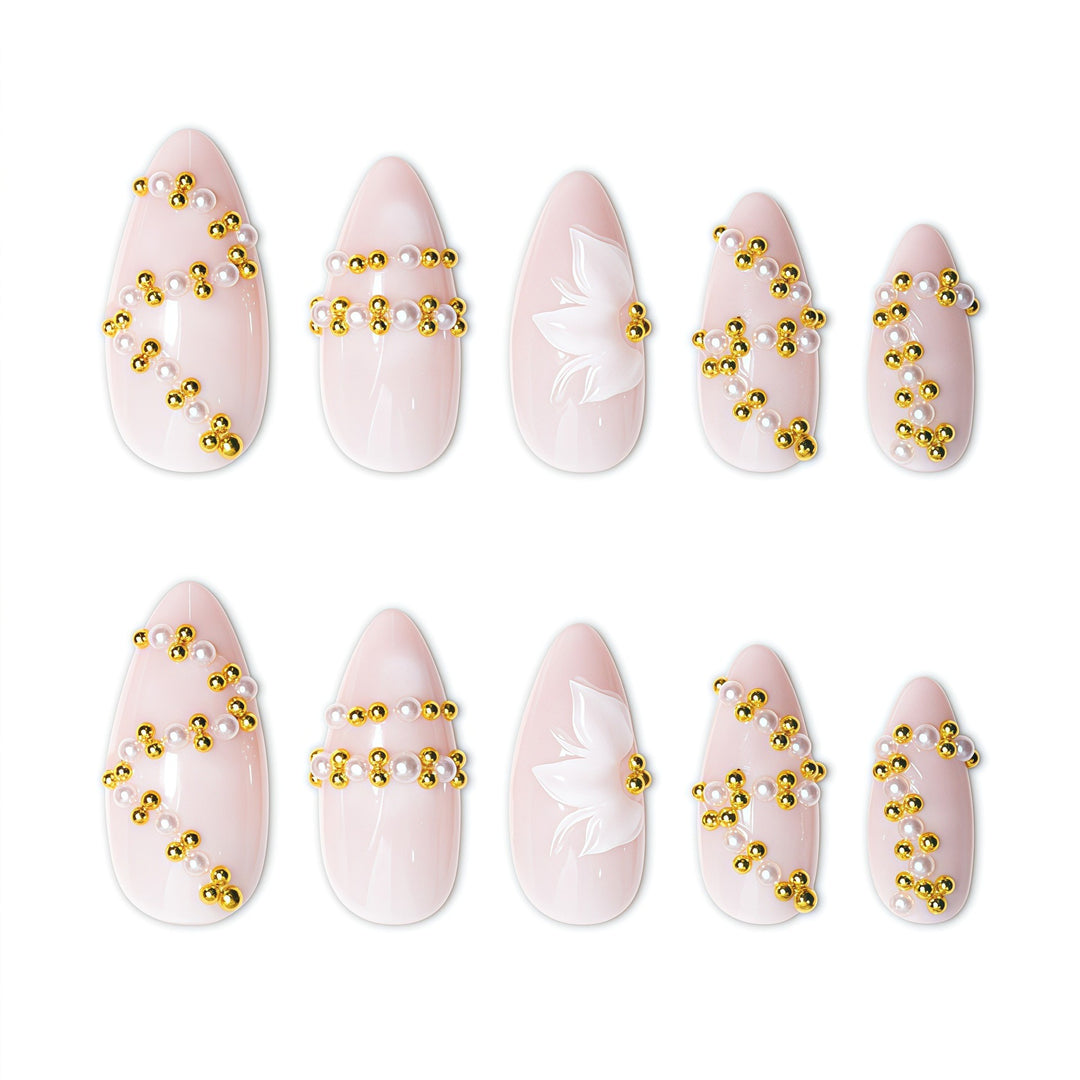 Elegante Blumennagelverbesserungen Karnz
