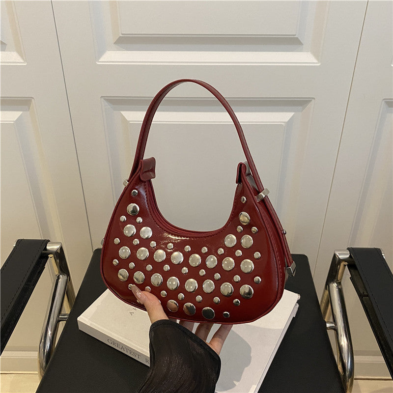 Nietenleder Hobo Tasche Karnz