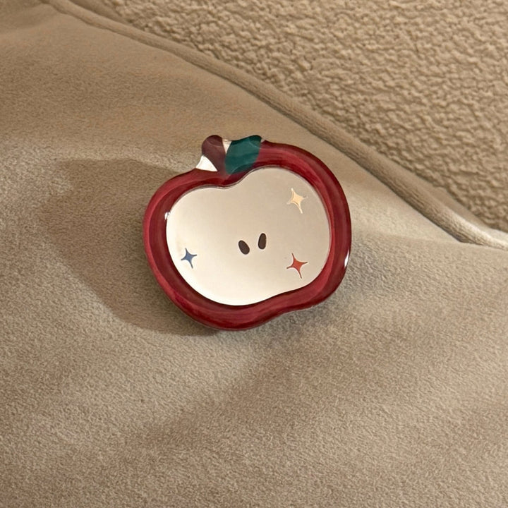 niedlicher Apfel-Anstecker Karnz