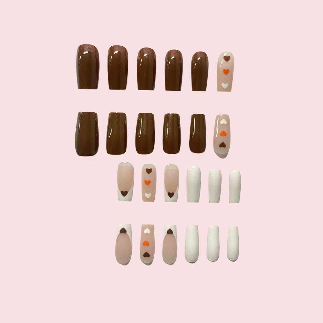 Herz-Muster Press-On Nagelkunst Karnz