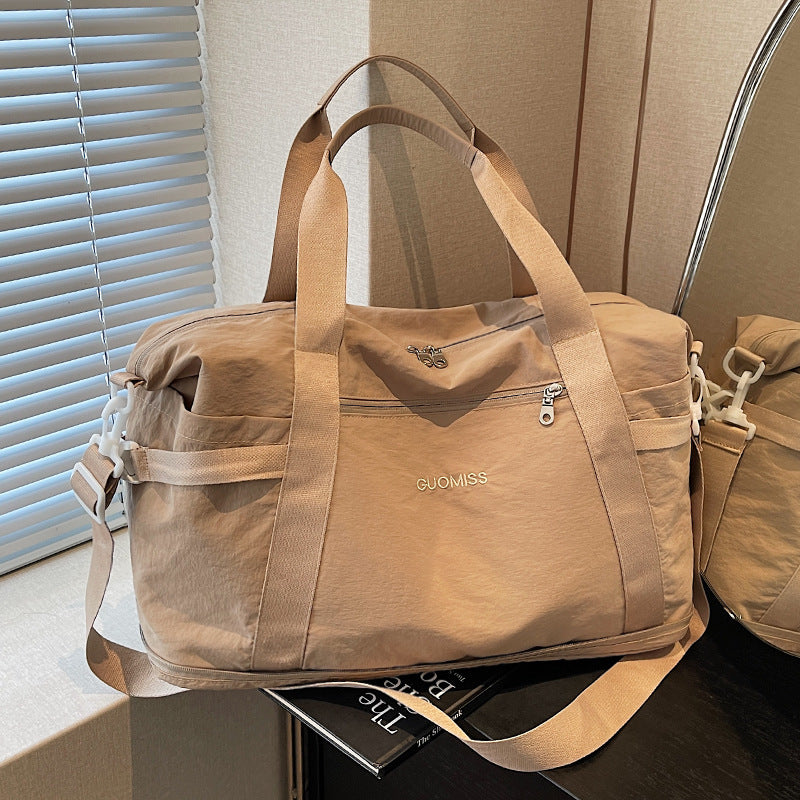 Stylische leichte Reisetasche