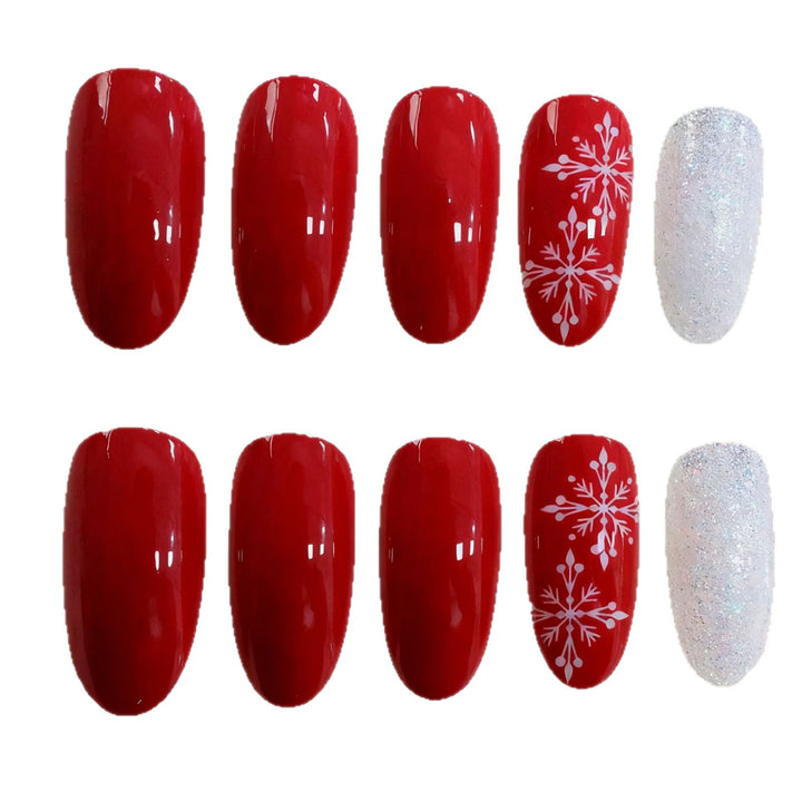 Elegante dekorative Weihnachtsnagelkunst Karnz