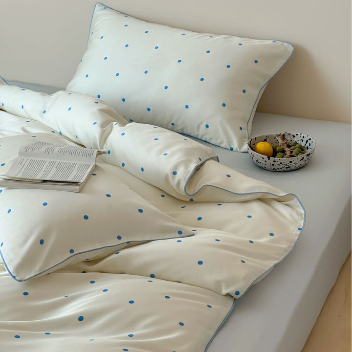 Polka-Dot Baumwollsatin Bettbezug Set mit kontrastfarbiger Paspel und Kissenbezügen