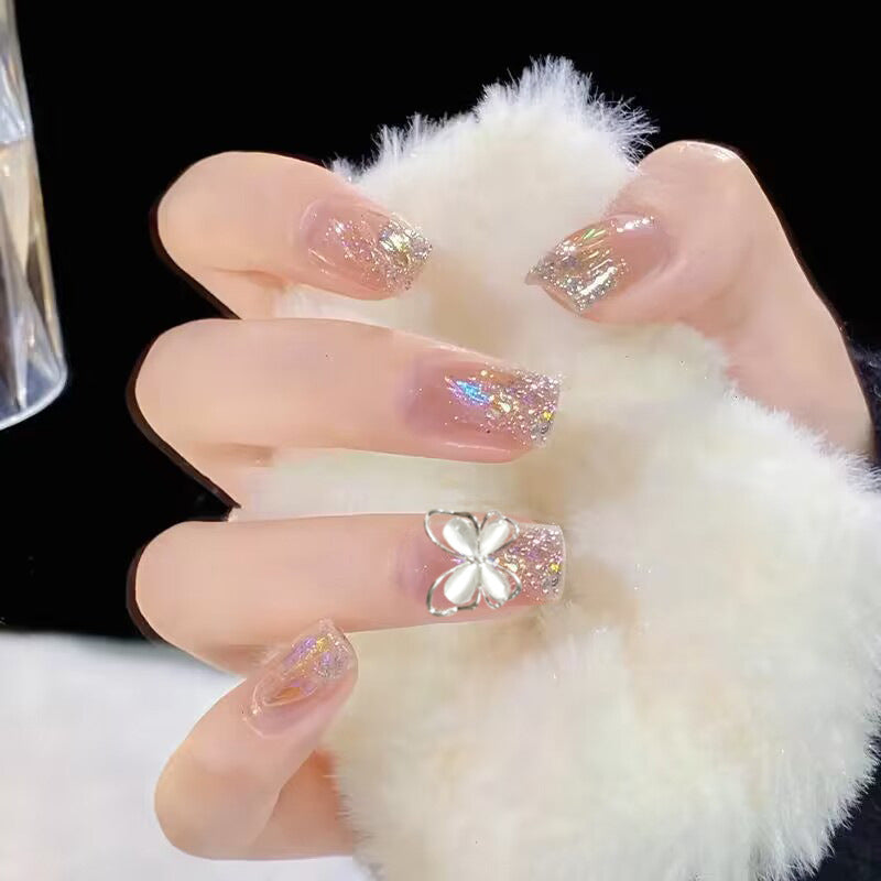 Dekoratives florales Press-On-Nagelkunst-Set Karnz