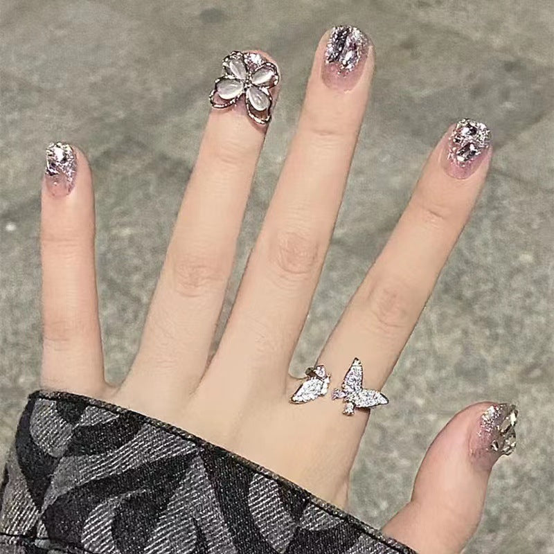 Glamouröse Ringkollektion Karnz