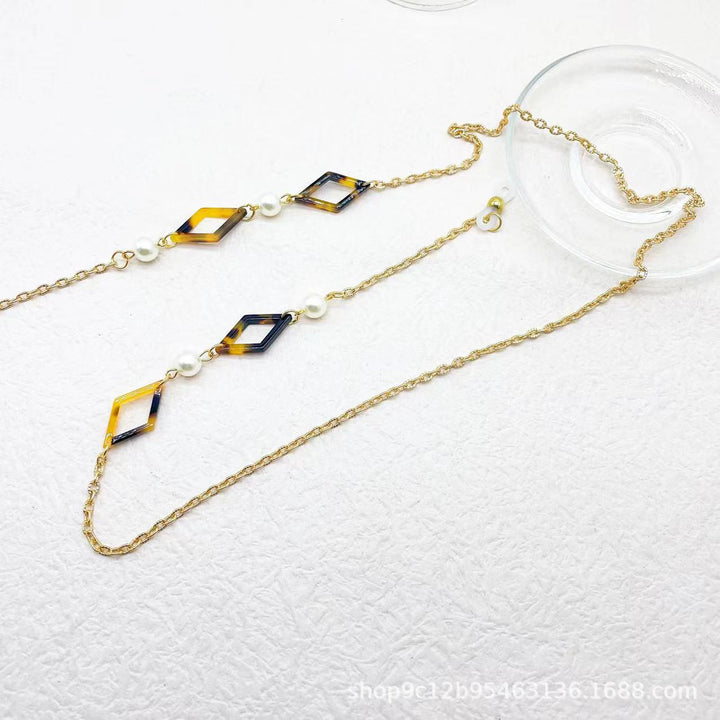 Elegante geometrische Halskette Karnz
